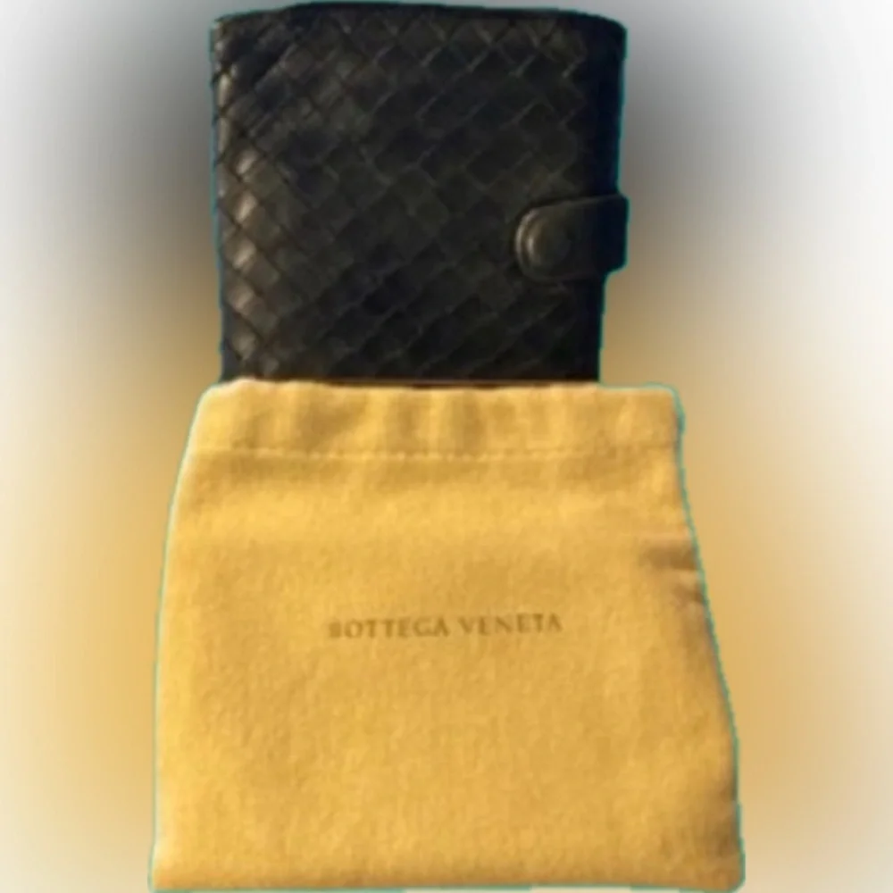 Bottega‎ Veneta BLACK LEATHER Intrecciato Weave Wallet LUXURY